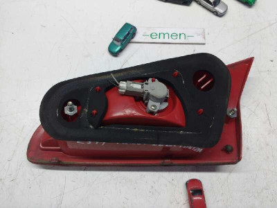 PILOTO TRASERO CENTRAL, ALFA ROMEO, 147 (190)