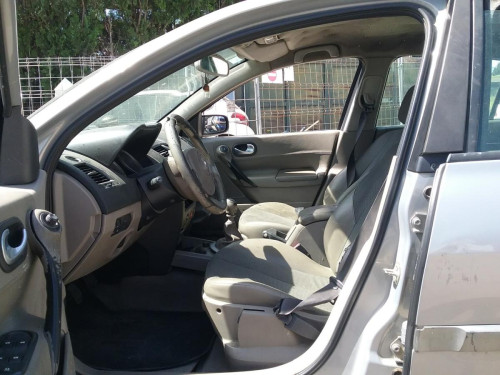  RENAULT MEGANE II BERLINA 5P 