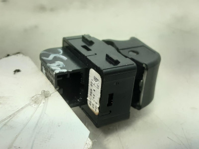 MANDO ELEVALUNAS DELANTERO DERECHO, AUDI, A3 SPORTBACK (8VA)