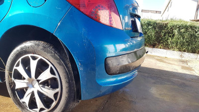 PARAGOLPES TRASERO Peugeot 207 (2006->)
