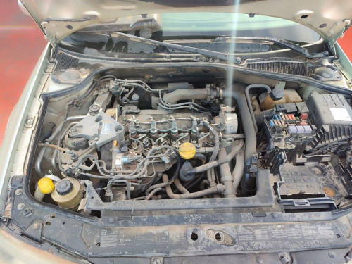  RENAULT LAGUNA II (BG0) 