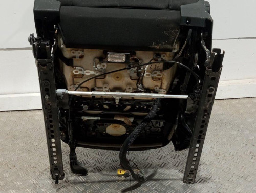  ASIENTO DELANTERO DERECHO AUDI Q3 SPORTBACK (F3N) 