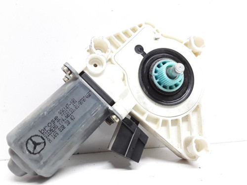 MOTOR ELEVALUNAS TRASERO DERECHO Mercedes-Benz CLASE A (BM 169) 