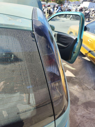 PILOTO TRASERO DERECHO OPEL CORSA C 