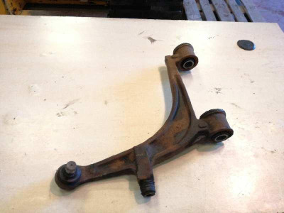 BRAZO SUSPENSION DELANTERO IZQUIERDO