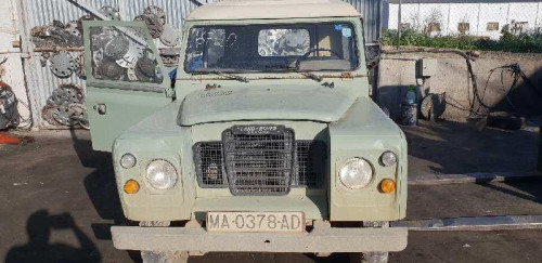  LAND ROVER 