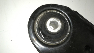 BRAZO SUSPENSION INFERIOR DELANTERO DERECHO