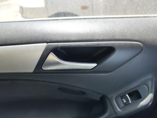 MANETA INTERIOR TRASERA IZQUIERDA Volkswagen GOLF VI (5K1)(10.2008) 