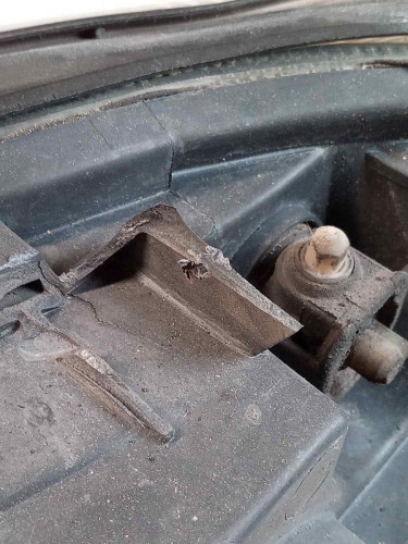  FARO DERECHO VOLVO S60 BERLINA 