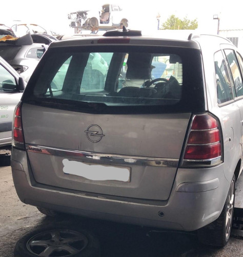 OPEL ZAFIRA B — vehículo donante para recambios 