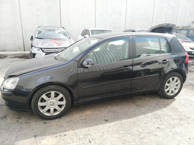 VOLKSWAGEN GOLF V (1K1)(10.2003)