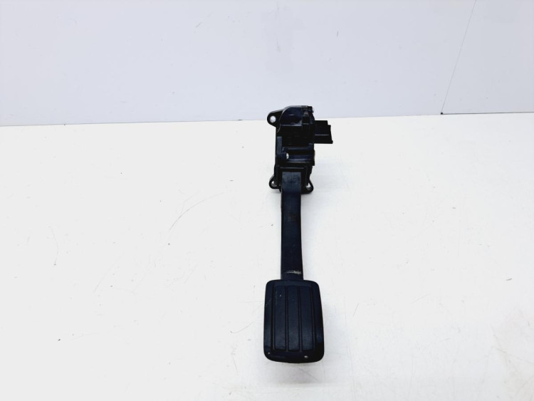 PEDAL ACELERADOR