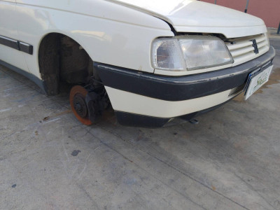 PARAGOLPES DELANTERO Peugeot 405 Break (1987->)