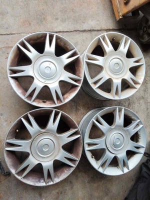 JUEGO LLANTAS, SEAT, CORDOBA BERLINA (6L2)
