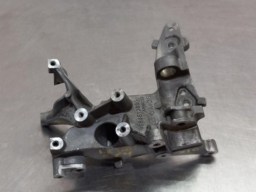  SOPORTE ALTERNADOR 
