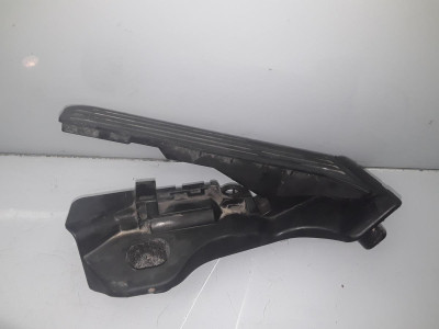 PEDAL ACELERADOR