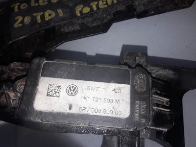PEDAL ACELERADOR