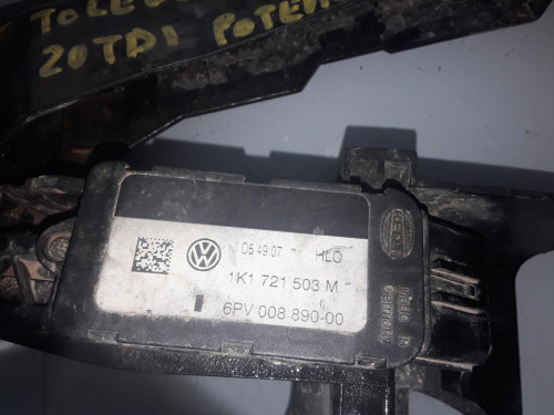 PEDAL ACELERADOR 