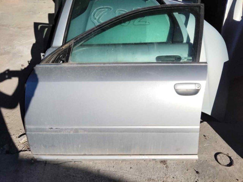 PUERTA DELANTERA IZQUIERDA Audi A6 AVANT (4B5) 