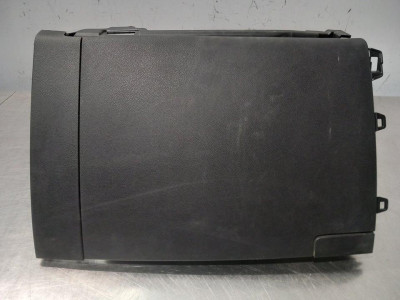 GUANTERA, SKODA, KAROQ (NU)