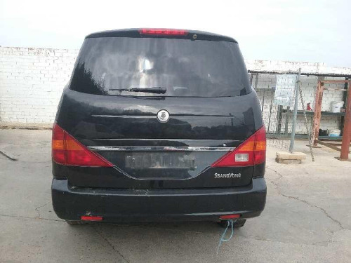  SSANGYONG RODIUS 