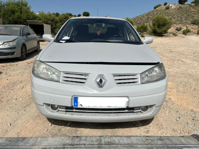 RENAULT MEGANE II CLASSIC BERLINA