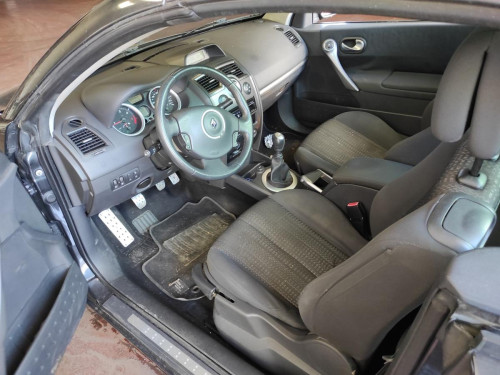 RENAULT MEGANE II COUPE/CABRIO — vehículo donante para recambios 