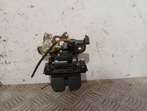 CERRADURA MALETERO / PORTON 