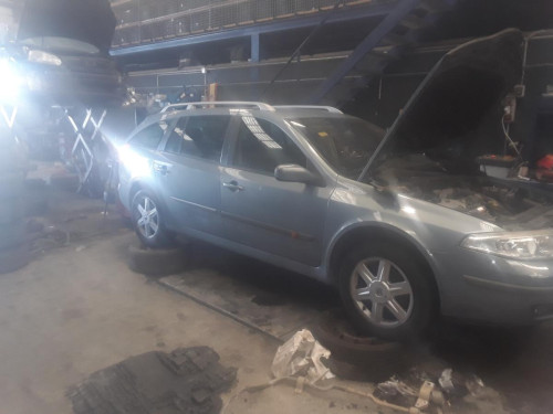  RENAULT LAGUNA II (BG0) 