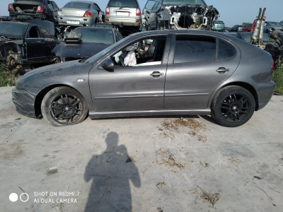 SEAT LEON (1M1)