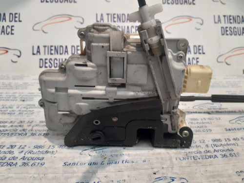  CERRADURA PUERTA DELANTERA IZQUIERDA 