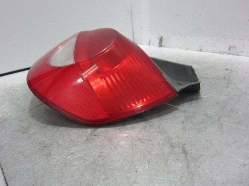  PILOTO TRASERO DERECHO RENAULT CLIO III 