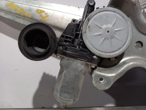  ELEVALUNAS TRASERO DERECHO TOYOTA RAV4 (A3) 