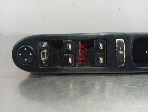  MANDO ELEVALUNAS DELANTERO IZQUIERDO Peugeot 307 (S1)(04.2001) 