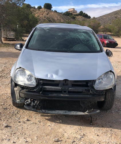 VOLKSWAGEN GOLF V (1K1)(10.2003) — Donor Vehicle for Used Parts 