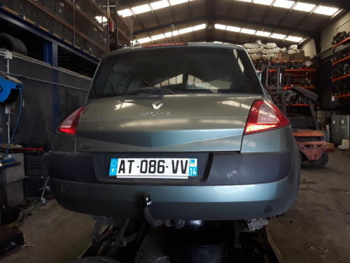  RENAULT MEGANE II BERLINA 3P 