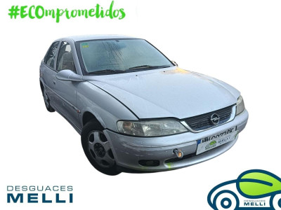 OPEL VECTRA B BERLINA