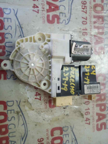 MOTOR ELEVALUNAS DELANTERO DERECHO Citroen C4 BERLINA 