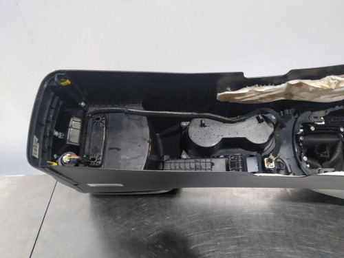  APOYABRAZOS CENTRAL, HYUNDAI, KONA (OS) 