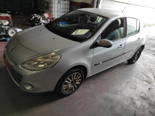 RENAULT CLIO III — автомобиль-донор на запчасти 