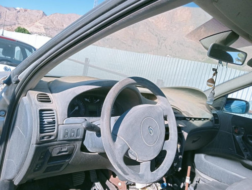  RENAULT LAGUNA II (BG0) 