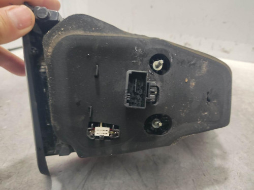  PILOTO TRASERO DERECHO INTERIOR Volkswagen GOLF VII BERLINA (BQ1/BE2) 