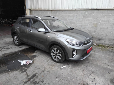 KIA STONIC (YBCUV)