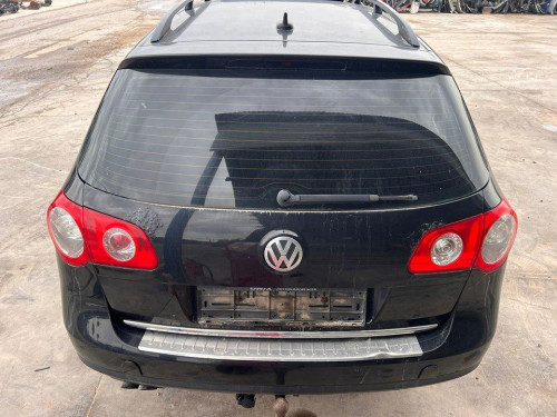 VOLKSWAGEN PASSAT VARIANT (3C5) — vehículo donante para recambios 