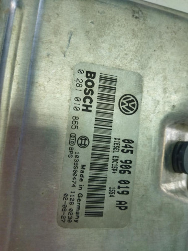 CENTRALITA MOTOR UCE VOLKSWAGEN POLO IV (9N1) 