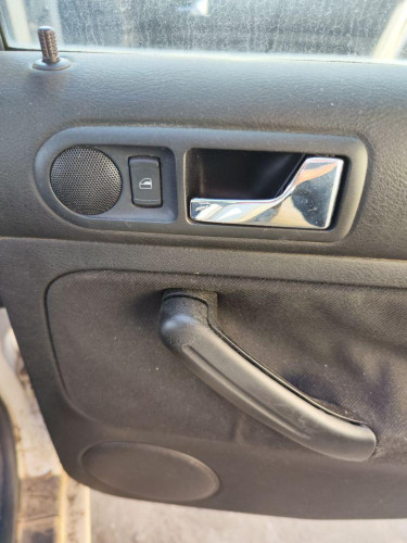 MANETA INTERIOR TRASERA DERECHA VOLKSWAGEN GOLF IV BERLINA (1J1)(10.1997) 