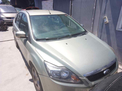FORD FOCUS BERLINA (CB4)