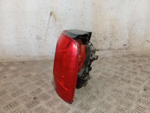 PILOTO TRASERO DERECHO 