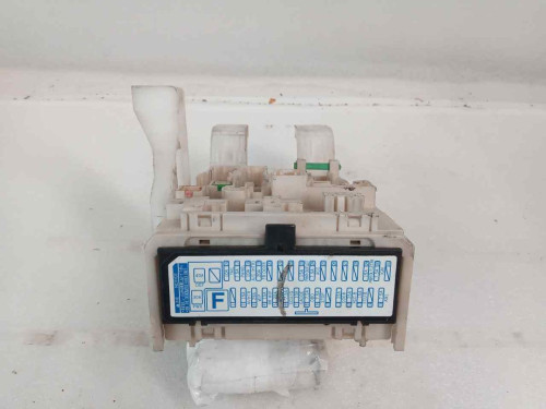  CAJA RELES / FUSIBLES Toyota PRIUS (NHW20) 