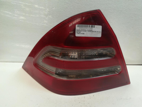 PILOTO TRASERO IZQUIERDO Mercedes-Benz CLASE C (BM 203) BERLINA 